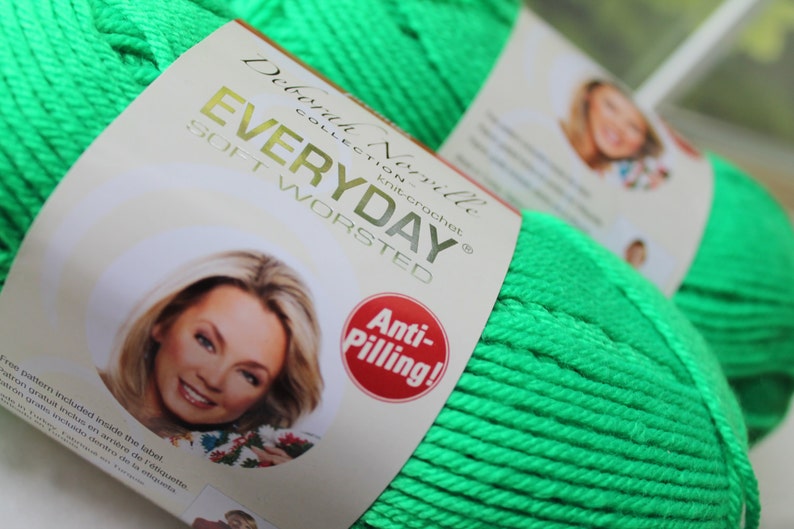 lot of 2 skeins Electric Green Deborah Norville Everyday Soft Worsted yarn