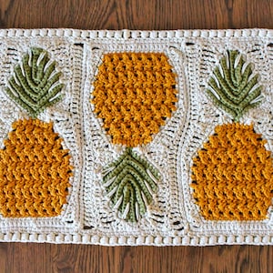 crochet placemat pattern crochet pineapple pattern Perfect Pineapples Crochet Placemat Pattern pdf file image 1