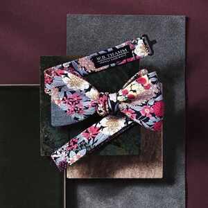 Clyde Men's Bow tie Floral multi chalk pink navy blue bowtie image 1