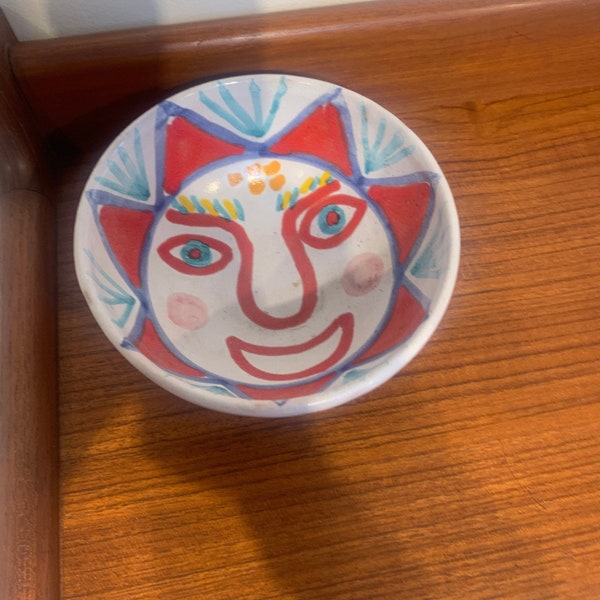 Hand Painted Italian Art Pottery Bowl with Sun Face, Signed by Giovanni de Simone