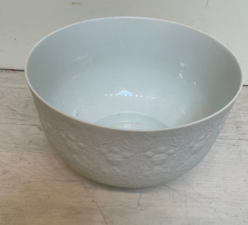 Bjorn Wiinblad for Rosenthal Studio Fantasia Bowl Mid-Century Porcelain Bowl image 2
