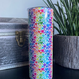 Rainbow heart tumbler by Felicianation, 20 oz stainless steel tumbler for hot or cold drinks immagine 3