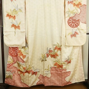 Embroidered Furisode Kimono, Silk Furisode, Wedding Kimono Dress, Japanese Dress Long, Long Kimono Dress, White Kimono Robe, Kimono Robe