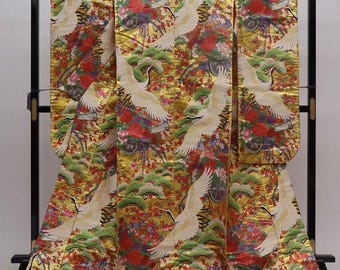Uchikake Kimono, Wedding Kimono, Japanese Kimono Robe, Japanese Uchikake Kimono, Kimono Dress, Kimono Gold, Uchikake Gold, Red Kimono Robe,