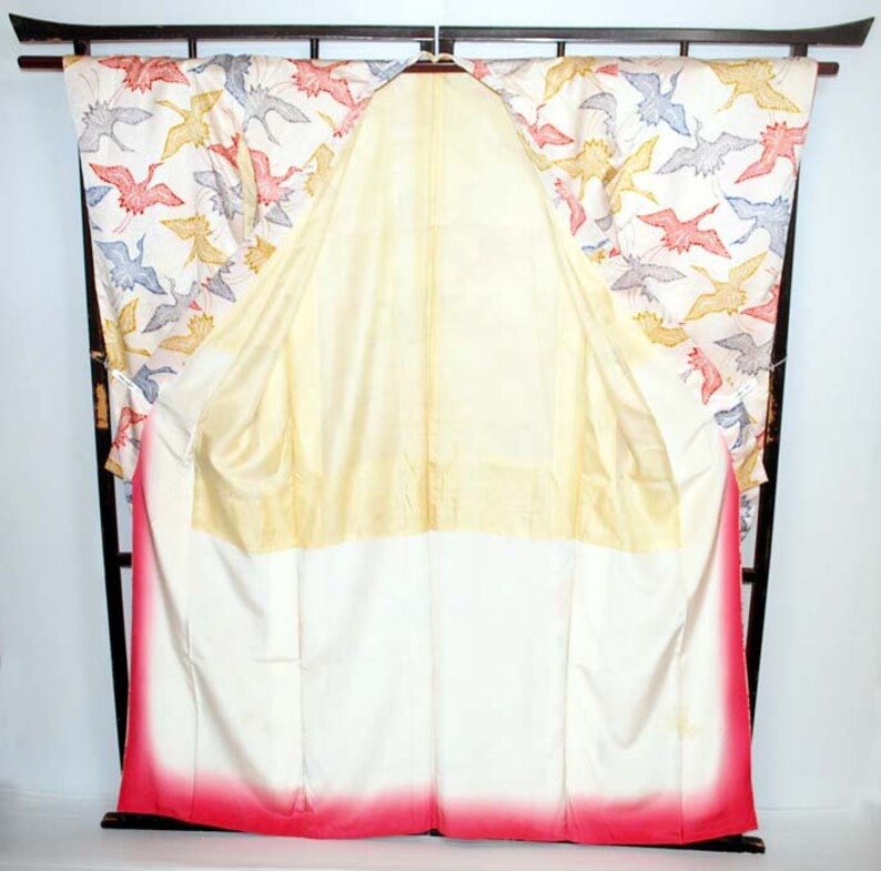 Vintage Kimono Silk Vintage Kimono Dress Silk Kimono Robe Womens Kimono Silk Furisode Furisode Kimono Silk Furisode Kimono White Robe
