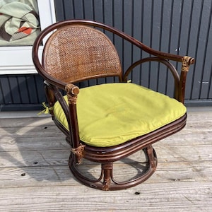 Japanese vintage rattan wicker chair rotate 360 degrees