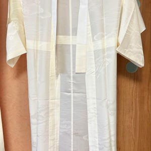 White silk nagajuban for furisode, uchikake kimono robe