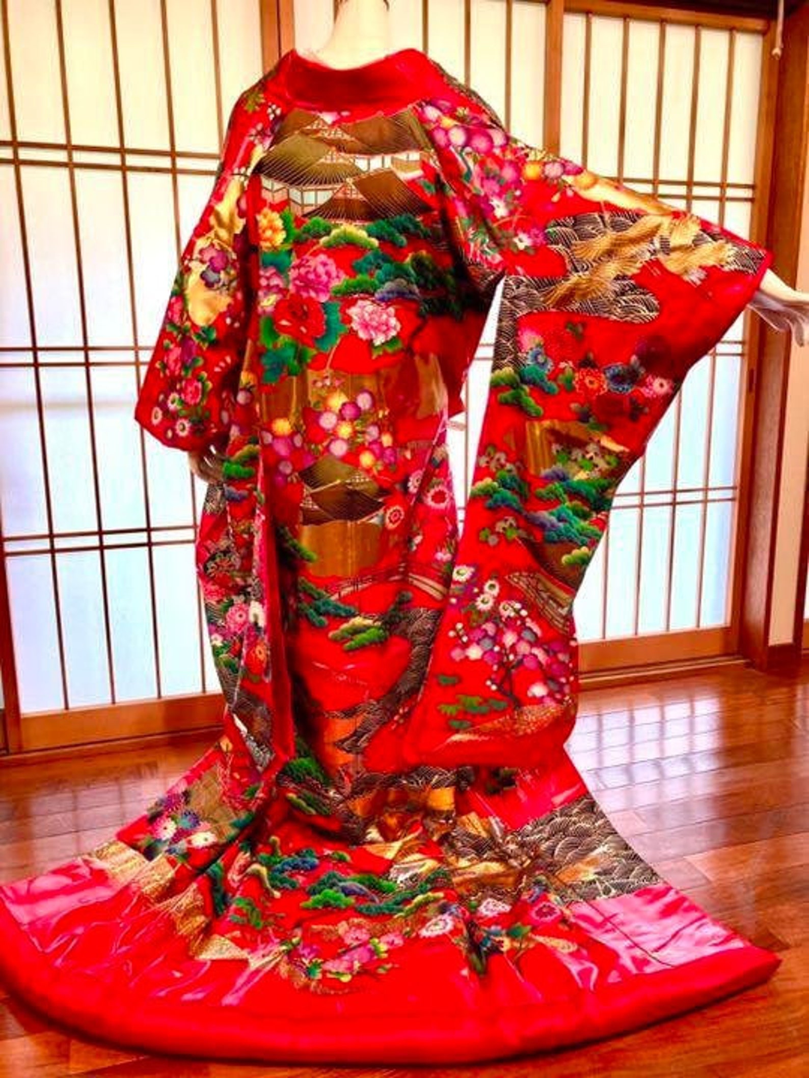 Uchikake Kimono Wedding Kimono Japanese Kimono Robe Etsy