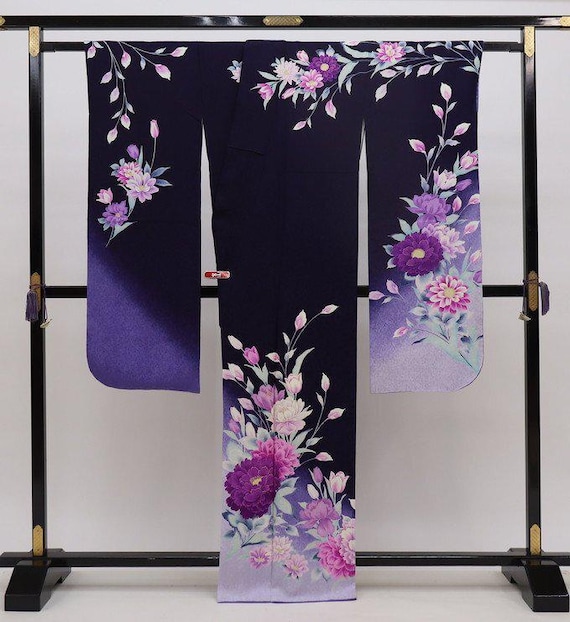 ヴィンテージ本格着物、紫振袖着物、紫振袖花柄、かわいい着物