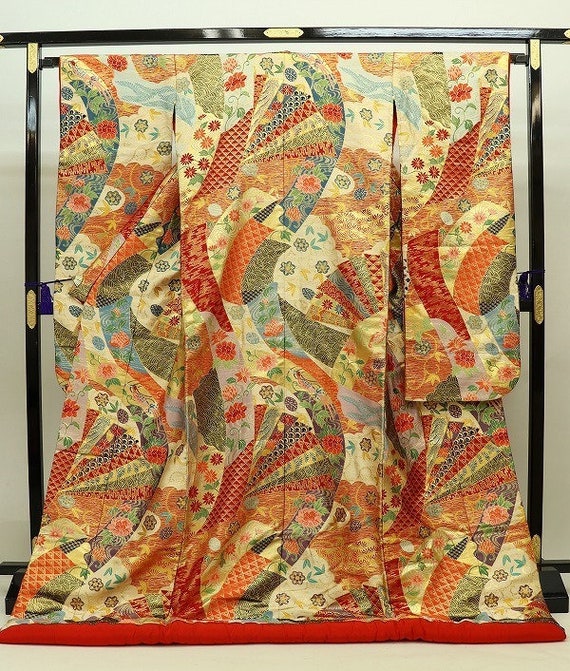 Uchikake Kimono, Wedding Kimono, Japanese Kimono R