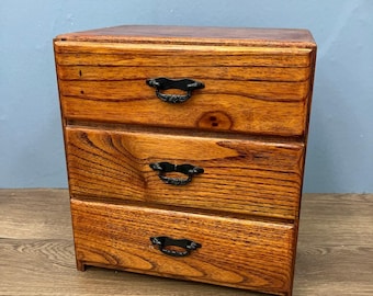 Cofre japonés pequeño antiguo Tansu Dansu caja de seguridad de almacenamiento de madera hecha a mano
