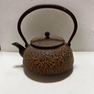 Tetsubin, Nanbu Tetsubin, Japanese Iron Teapot, Japanese Tea Kettle, Vintage Tetsubin, Vintage Teapot, Vintage Iron teapot,
