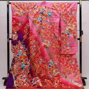 Uchikake Kimono, Wedding Kimono, Japanese Kimono Robe, Japanese Uchikake Kimono, Kimono Dress, Kimono Pink, Uchikake Pink, Pink Kimono Robe,