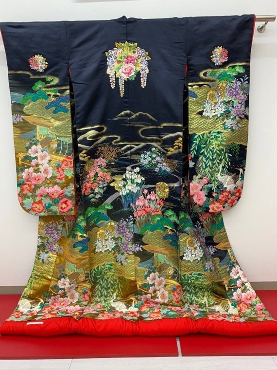 Uchikake Kimono, Wedding Kimono, Japanese Kimono ,