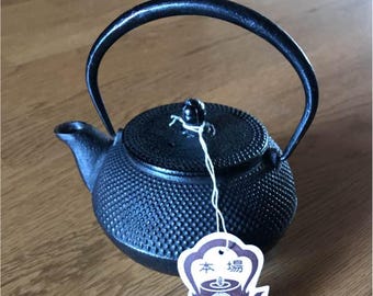1100ml / 松寿堂の日本製鋳鉄ケトル「鉄瓶」 - Etsy 日本