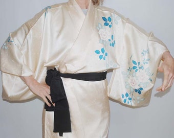 Kimono Robe White, Silky Kimono Robe, Japanese Kimono White, Traditional Kimono Robe, Sexy Kimono Gown, Kimono night gown, Japanese Bathrobe