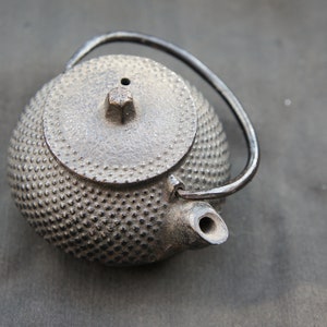 Tetsubin, Nanbu Tetsubin, Japanese Iron jug, water pitcher, Vintage Tetsubin, Vintage Teapot, Vintage Iron teapot,
