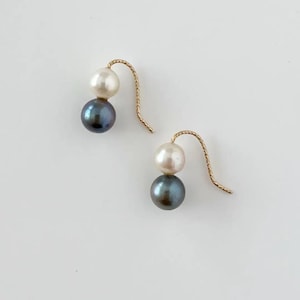 Japanese Akoya Pearl 7mm Stud Earrings w 14kg