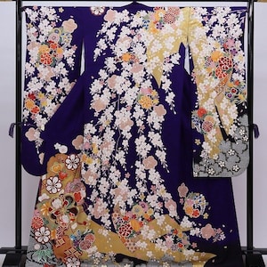 Vintage authentic kimono, Purple Furisode Kimono, Purple Furisode Floral, Kawaii Kimono Robe,