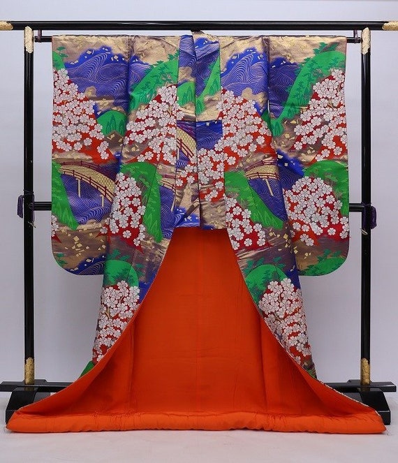 Japanese Uchikake Kimono, Green Silk Uchikake, Weddin… Gem