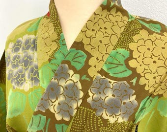Grüner Yukata Baumwoll-Kimono Japanische Robe, Yukata aus Japan, Baumwoll-Hausrobe,