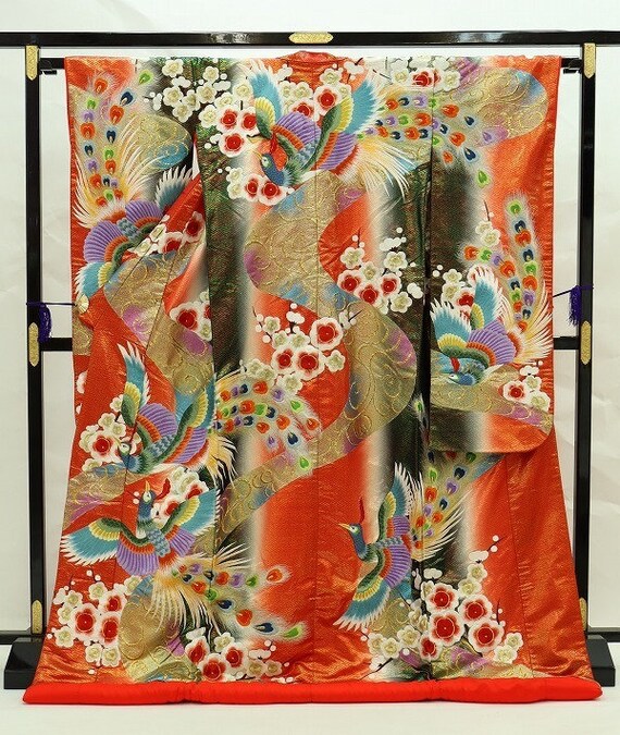 Uchikake Kimono, Wedding Kimono, Japanese Kimono R