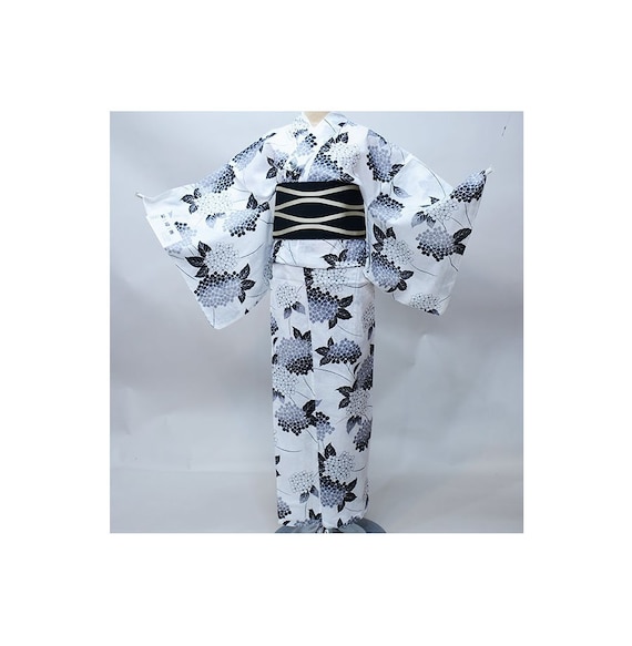 Kimono japones blanco new arrivals