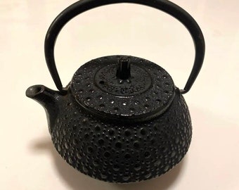 Tetsubin, Nanbu Tetsubin, Japanese Iron Teapot, Japanese Tea Kettle, Vintage Tetsubin, Vintage Teapot, Vintage Iron teapot,