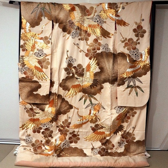 Uchikake Kimono, Wedding Kimono, Japanese Kimono R