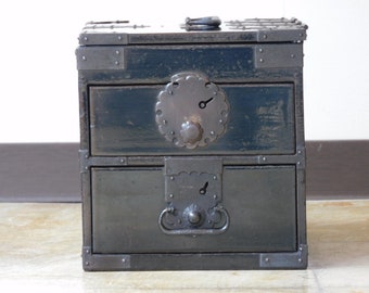 Japanese Chest, antique chest, Japanese Tansu, Dansu, Handmade Storage, Vintage Safe Box, Wood chest, Handmade Tansu, Japanese Safe Box,
