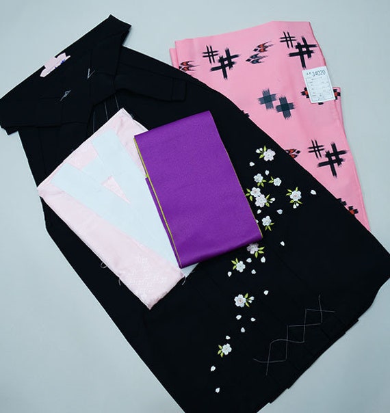 Furisode Kimono & Hakama , Obi Belt, Pink Furisode Kimono Furisode Kimono & Hakama , Obi Belt, Pink Furisode Kimono