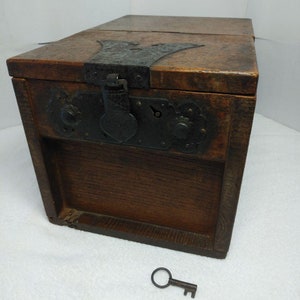 Japanese Chest, antique chest, Japanese Tansu, Dansu, Handmade Storage, Vintage Safe Box, Wood chest, Handmade Tansu, Japanese Safe Box,