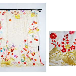 Japanese Uchikake Kimono, Embroidered Silk Uchikake, Wedding Kimono Dress, Japanese Dress Long, Long Kimono Dress, White Kimono Robe, Kimono