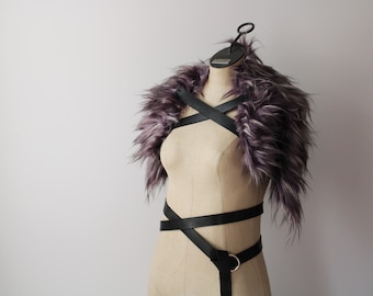 Amethyst Wolf Fur Shoulder Wrap, Leather Chest Straps, Mantle Imitation Fur Pelt, viking barbarian medieval winter medieval cowl