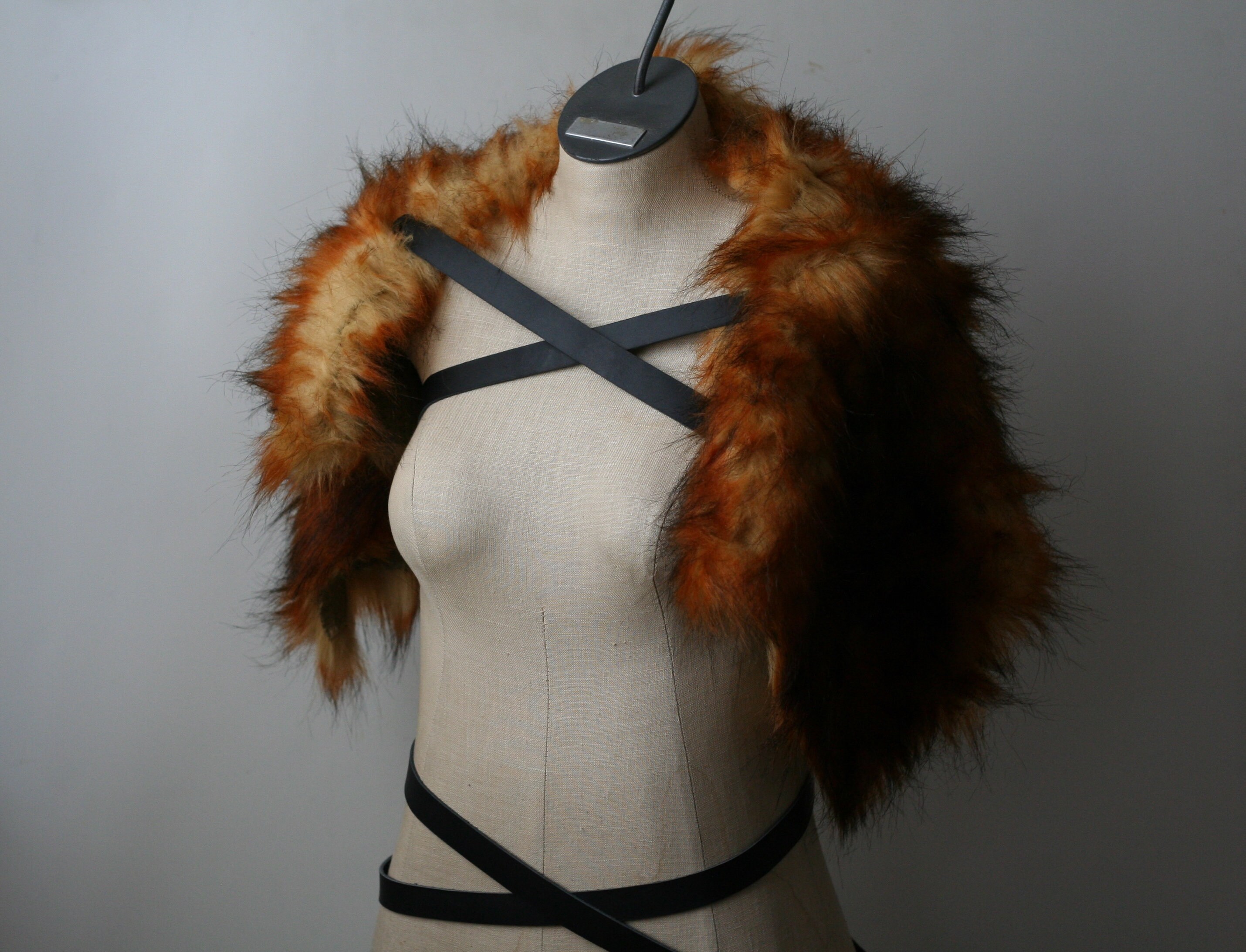 Red Fox Pelt Fur Mantle Leather Chest Strap Fur Shoulder | Etsy