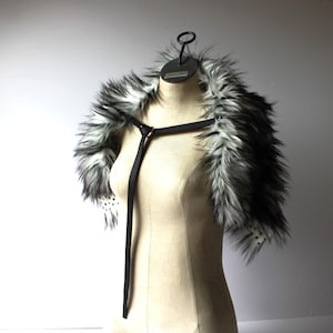 White Wolf Ink Black Tips Fur Shoulder Pelt Drape, imitation fur mantle, viking barbarian winter primitive single leather chest strap