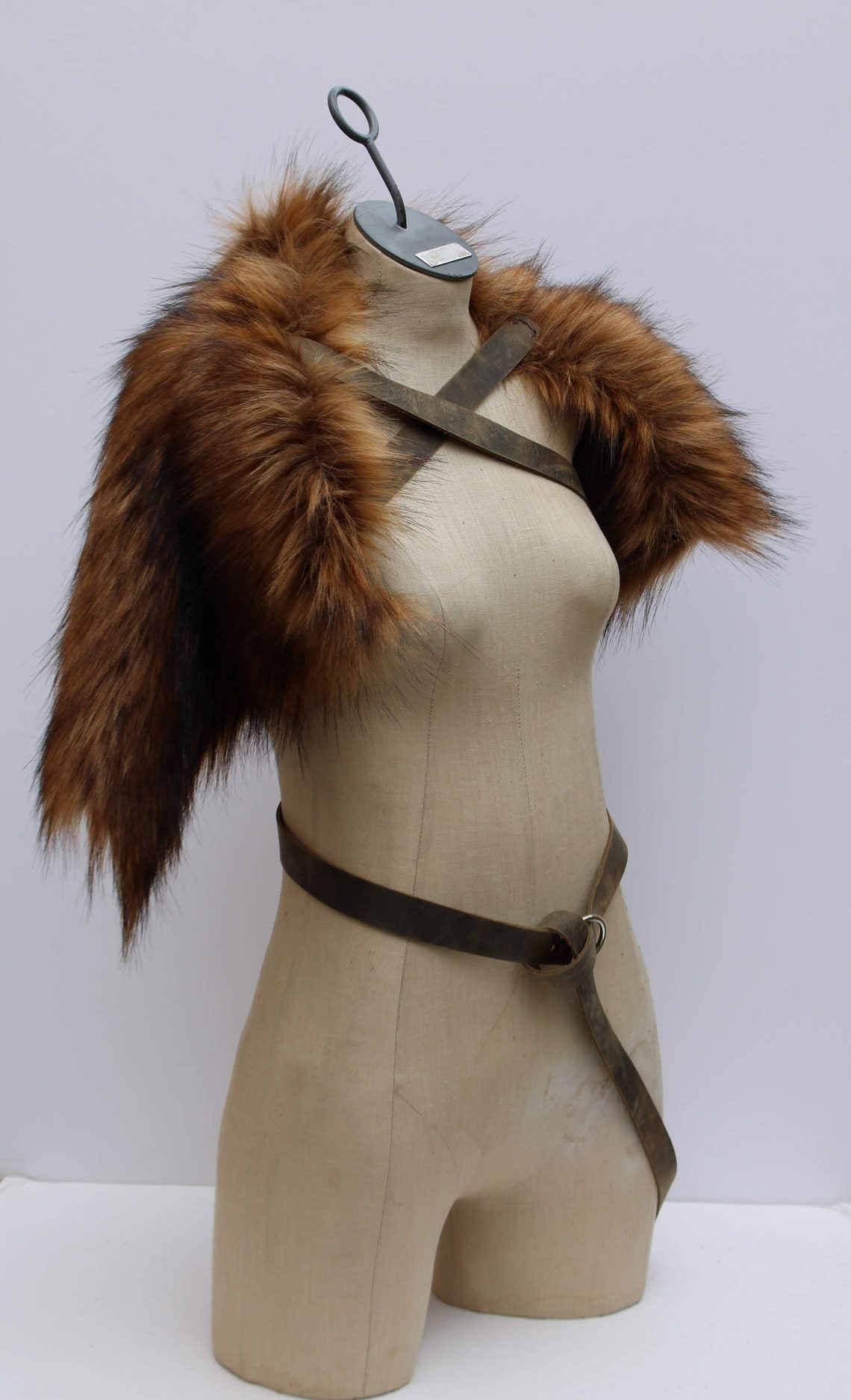 Red Brown Black Wolf Fur Ruff Leather Chest Fur Mantle Etsy