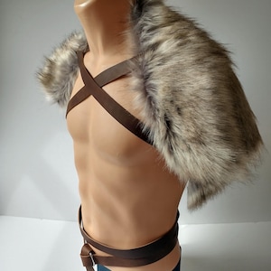 Stonewolf Grey Fur Shoulder Wrap with Leather Chest Straps, Imitation Fur Pelt Mantle, viking wedding costume, Ren Faire faux fur pelt