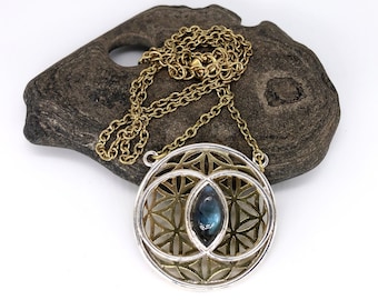 NEW! Brass & Sterling Silver Vesica Piscis Necklace with Labradorite Crystal / Sacred Geometry Necklace / Spiritual Jewelry - N132