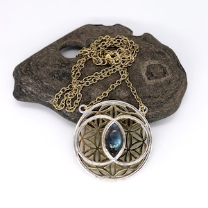 NEW! Brass & Sterling Silver Vesica Piscis Necklace with Labradorite Crystal / Sacred Geometry Necklace / Spiritual Jewelry - N132