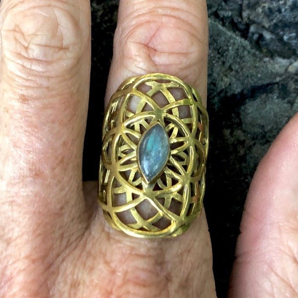 VERKAUF! Messing Doppel Samen des Lebens Ring mit Labradorit Kristall / Gold Heilige Geometrie Blume des Lebens Ring / Mandala Ring - R135