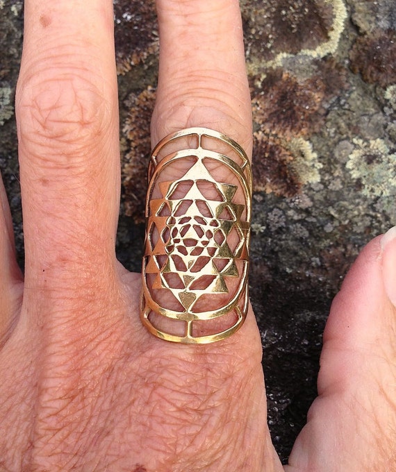 Amazon.com: Roxxy Crystals Sri Yantra Sacred Geometry Ring Gold Sacred  Geometry Jewelry Spiritual Ring for Meditation. Healing Jewelry : Health &  Household