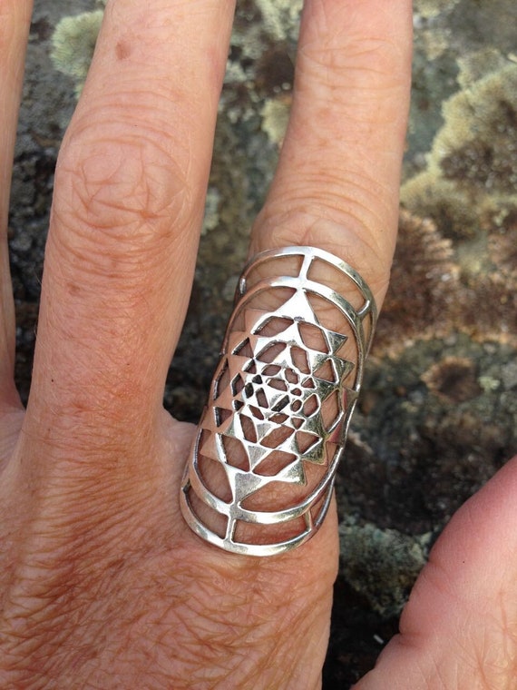 Sri yantra silver best sale ring