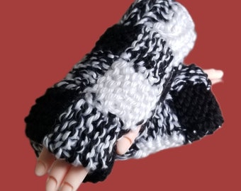 Black and White Checked Knit Fingerless Gloves