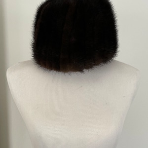 Vintage 50s-60s Betmar Mink Fur Hat and Hat Box image 3