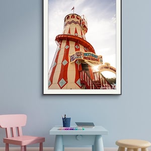 Sommer Sonnenuntergang Rummelplatz Fahrgeschäft Farbe Fotodruck - Englische Landschaft Kinderzimmer Dekoration - verschiedene Größen, CA08