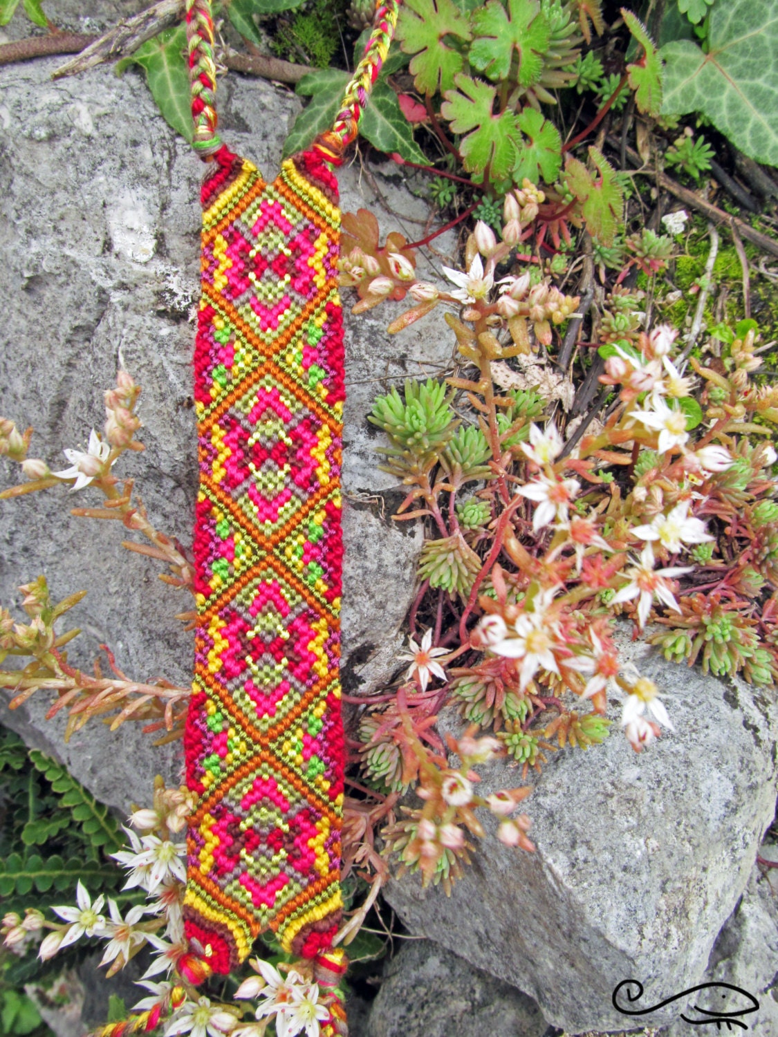 Midnight Delight Friendship Bracelet Pattern - PDF Tutorial