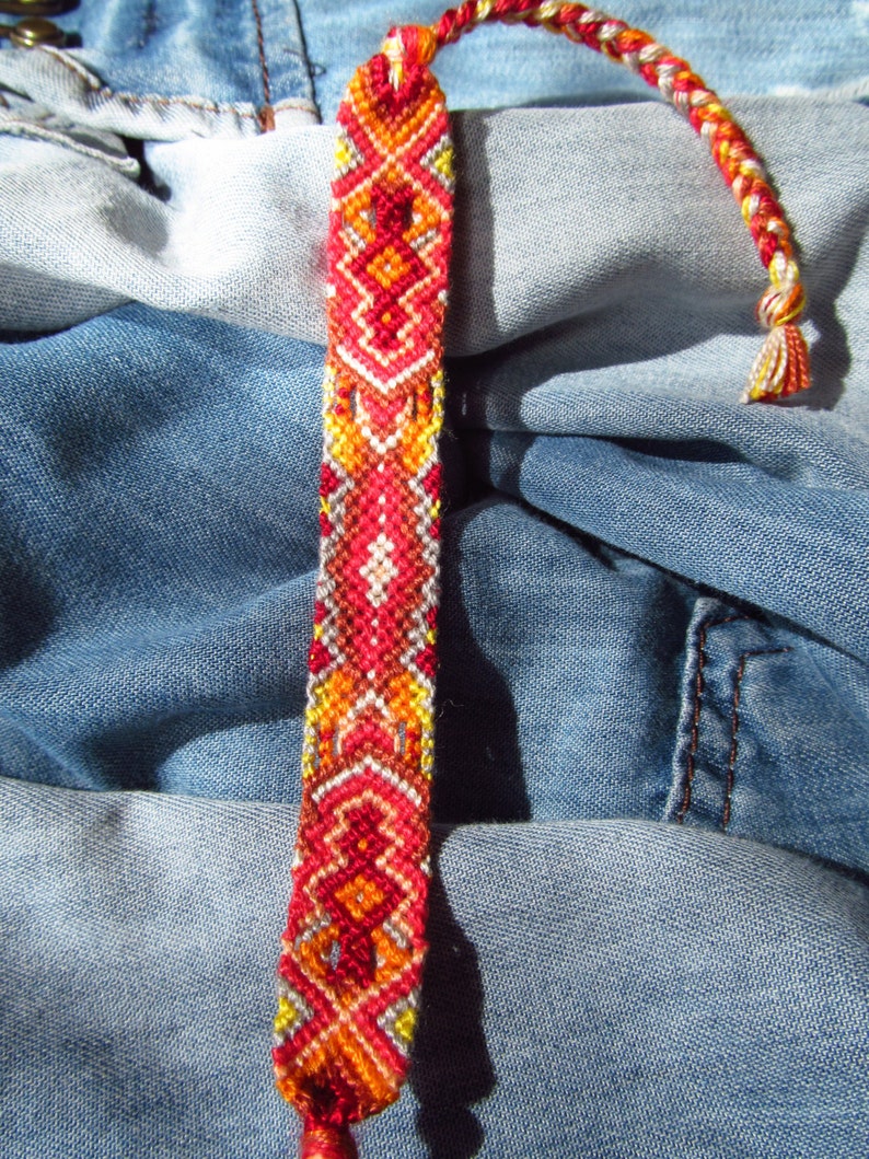 Sand and Sun friendship bracelet pattern PDF tutorial intermediate level image 3