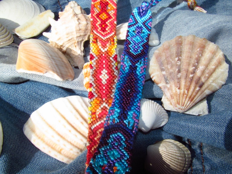 Sand and Sun friendship bracelet pattern PDF tutorial intermediate level image 2