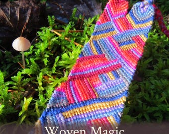 Woven Magic abstract friendship bracelet pattern - PDF tutorial - intermediate level